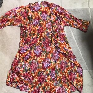 Lularoe cover up large